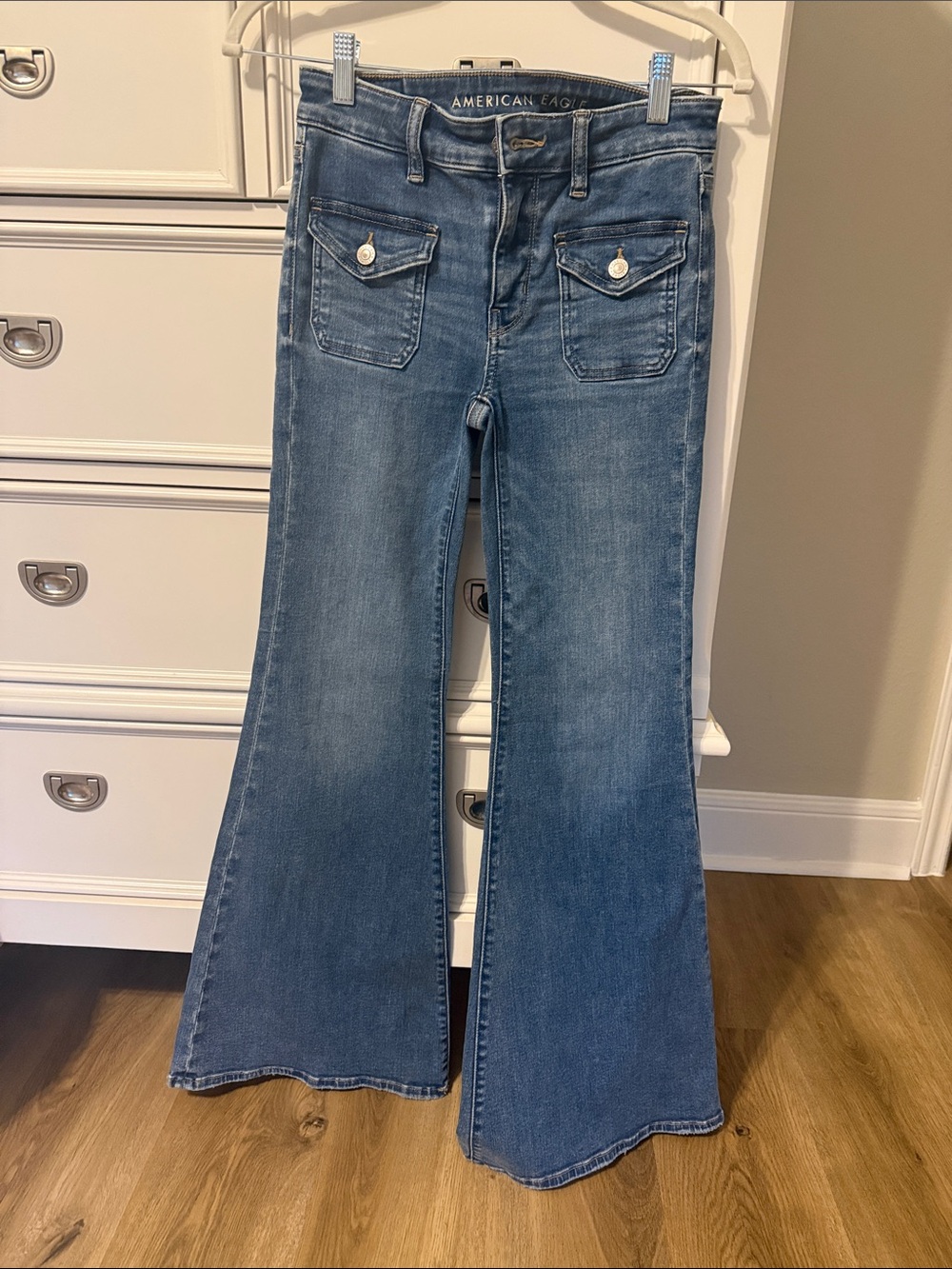 American Eagle Outfitters Women’s Blue Flare Jeans festival flare